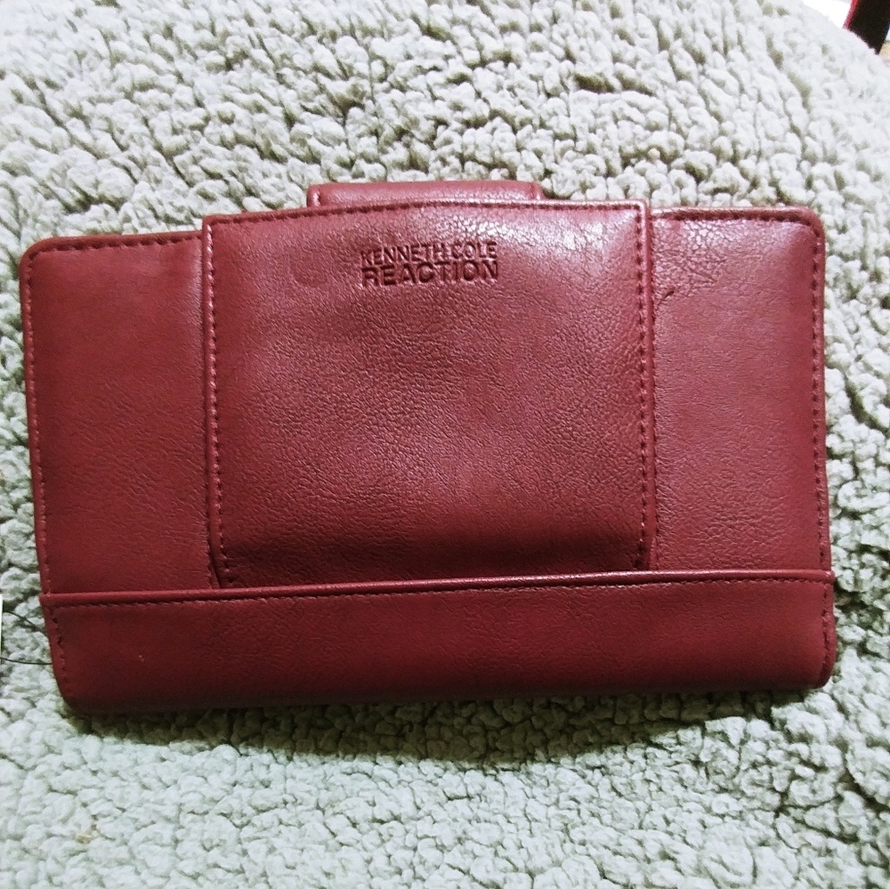 Brand new Kenneth Cole wallet - Picture 2 of 4